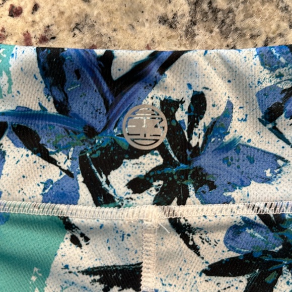 IAB mfg booty shorts - Picture 3 of 8